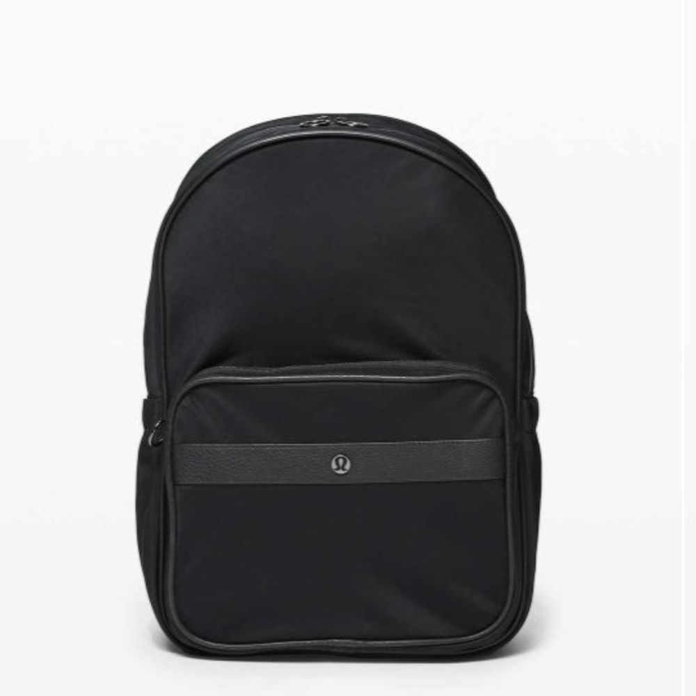 Lululemon Now and always backpack *18L ***RARE***